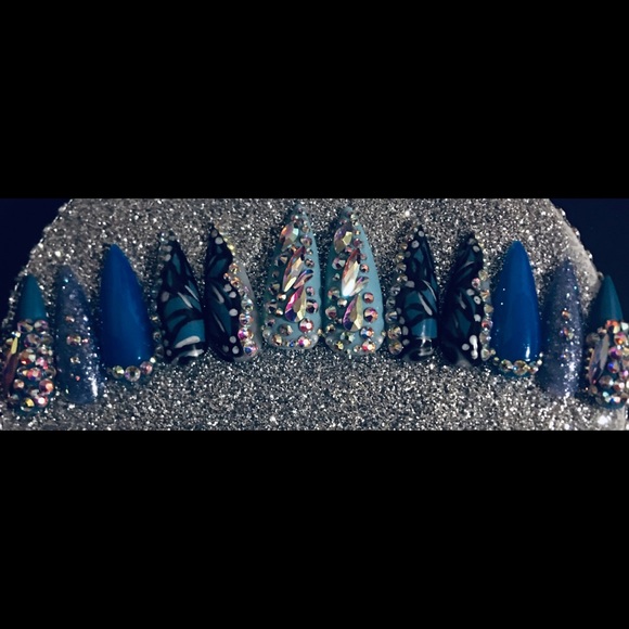 🦋Blingii Butterfly Bluez🦋 Press On Nails-Med - Picture 5 of 11